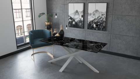 Stół z Czarnym Marmurowym Blatem